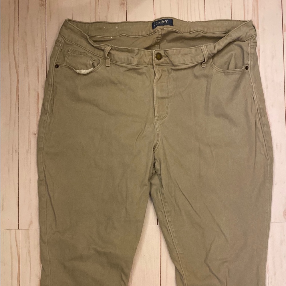 Old navy rockstar skinny khaki jeans